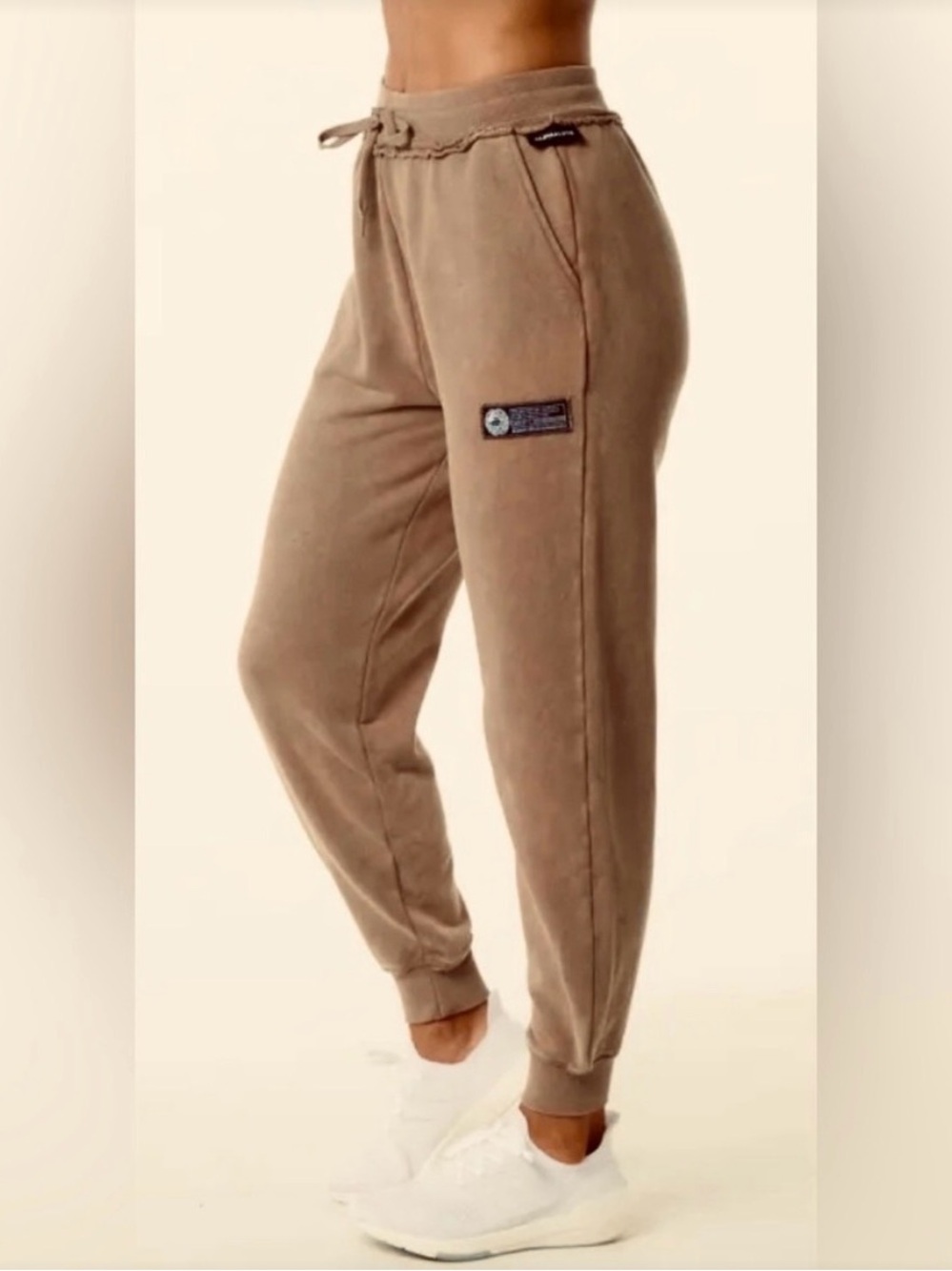 Alphalete Very Terry Oversized Joggers – Earth Tone Raw Hem Sweatpants – Small
